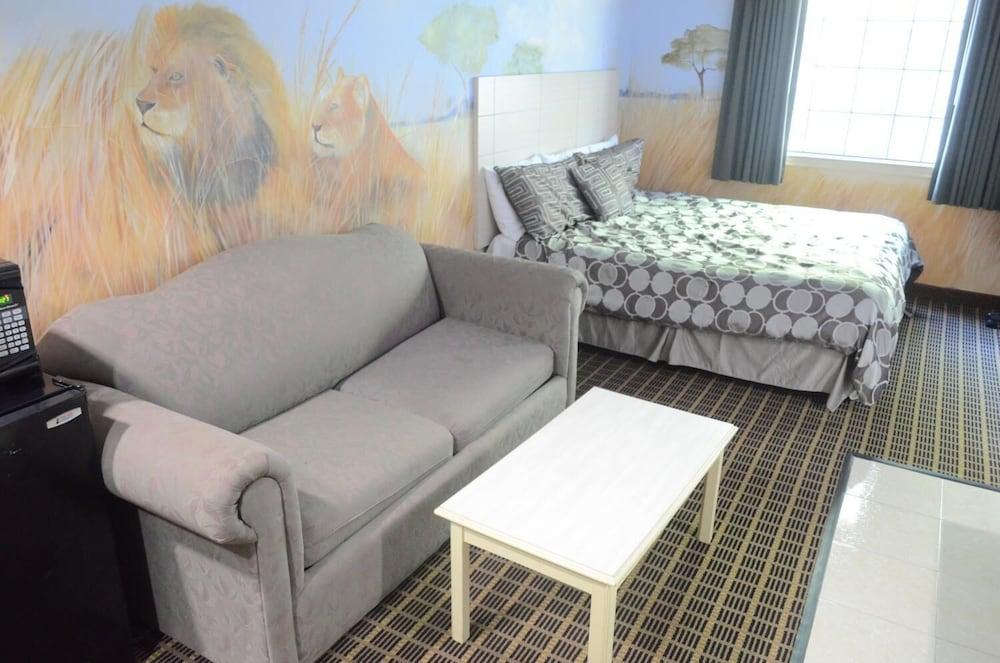 Scottish Inns & Suites at NRG Park photo 14