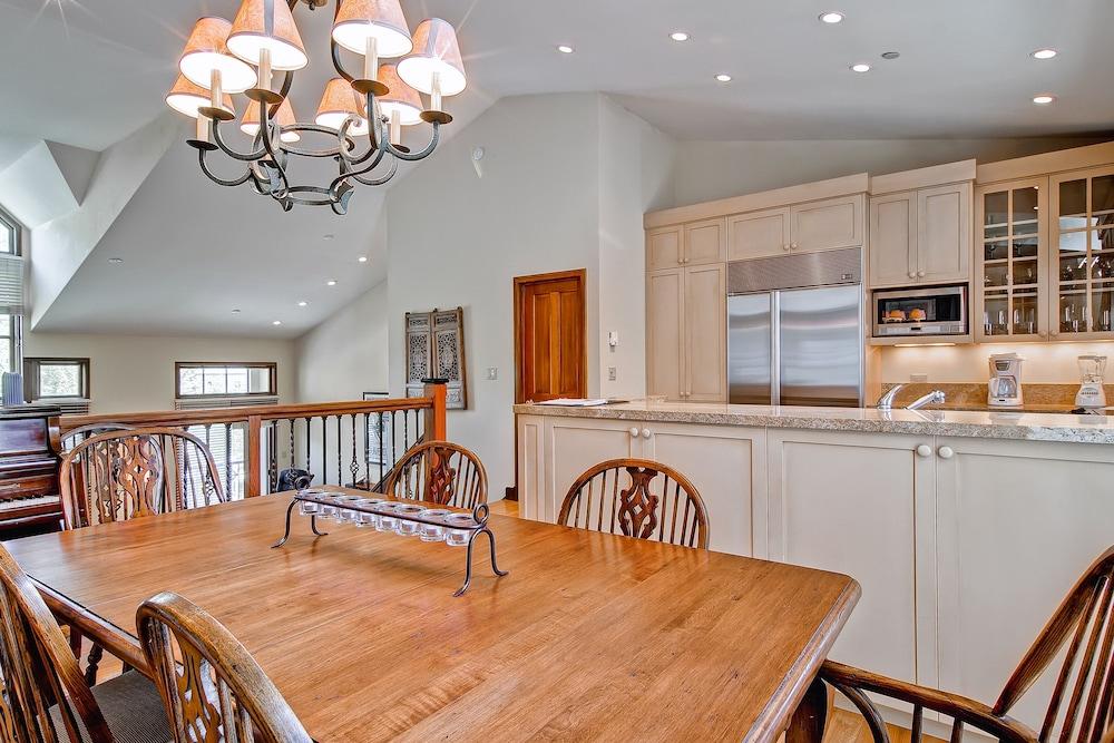 Highlands Area by East West Hospitality photo 90