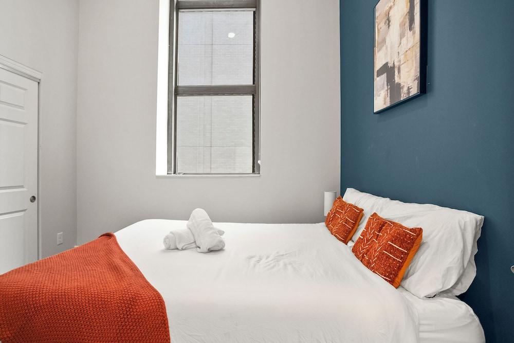 CozySuites - Press House photo 12