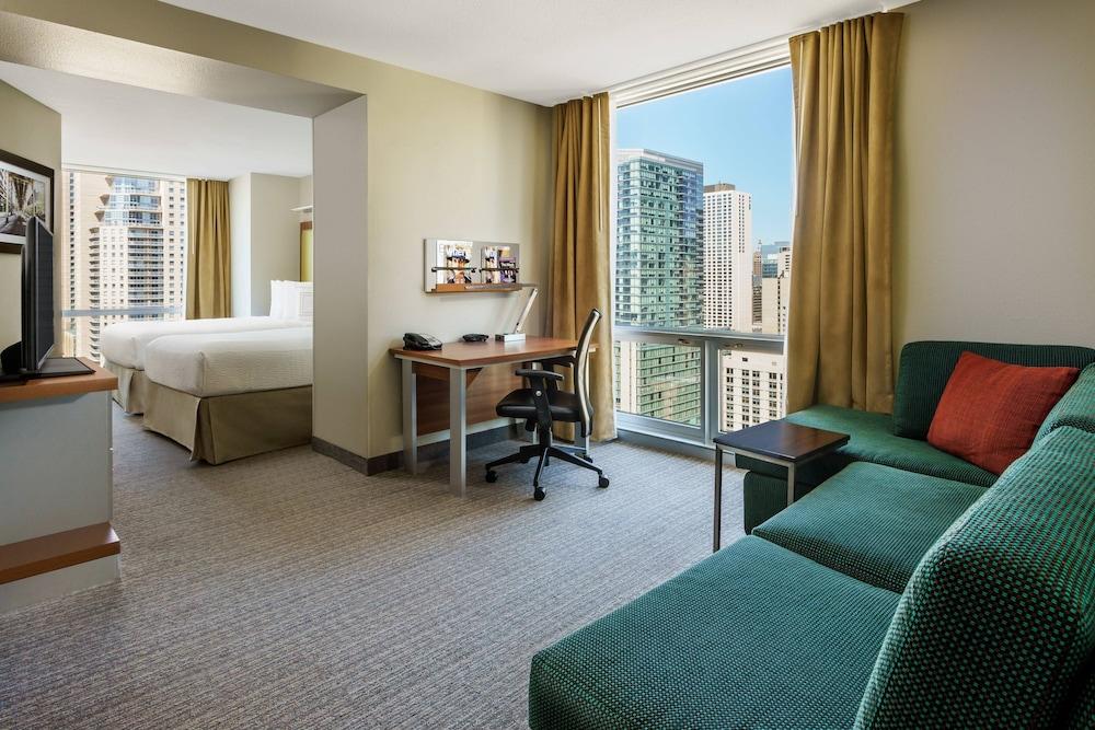 Springhill Suites by Marriott Chicago Downtown/ River North photo 9