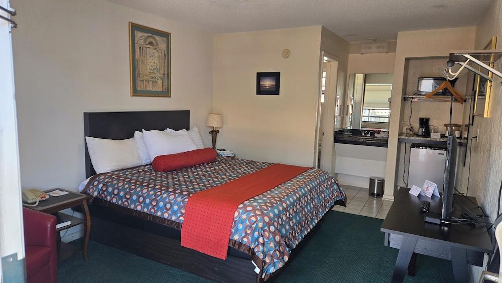 Merida Inn and Suites photo 5
