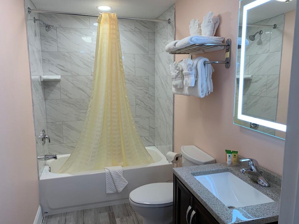 Atlantic Shores Motel photo 31