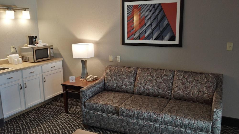 Sonesta Essential Rapid City photo 35