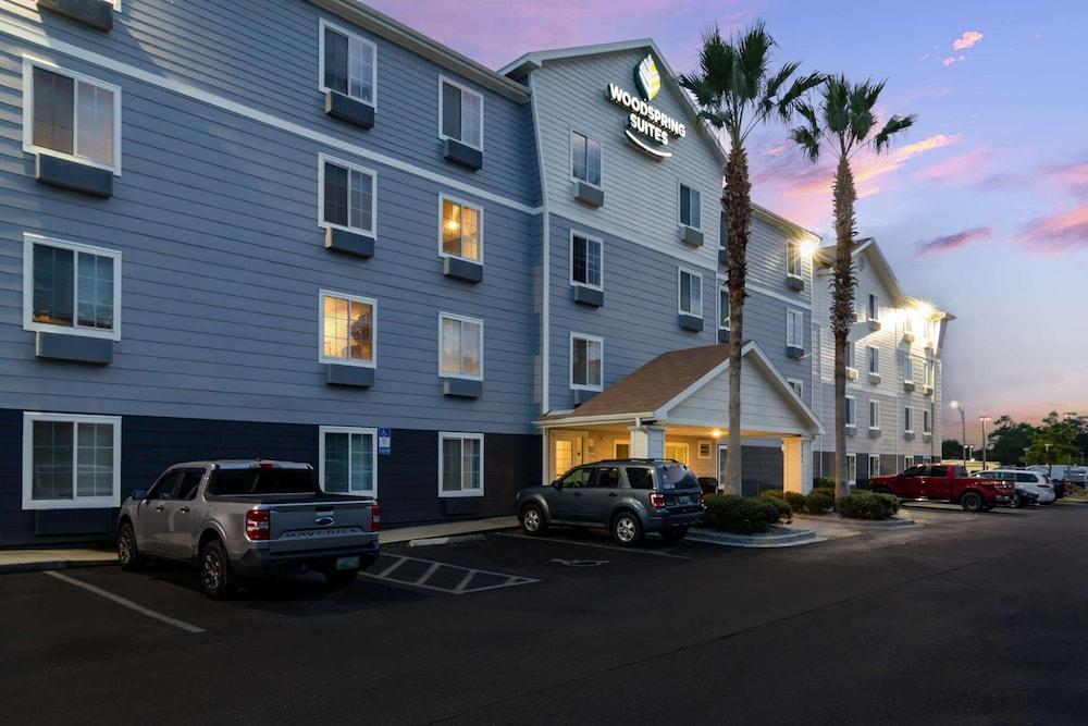 WoodSpring Suites Jacksonville East 295 Cruise Port photo 24