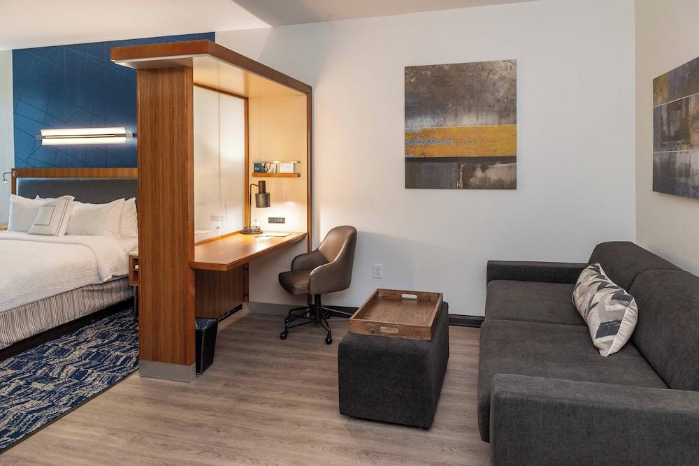 SpringHill Suites Houston Baytown photo 23