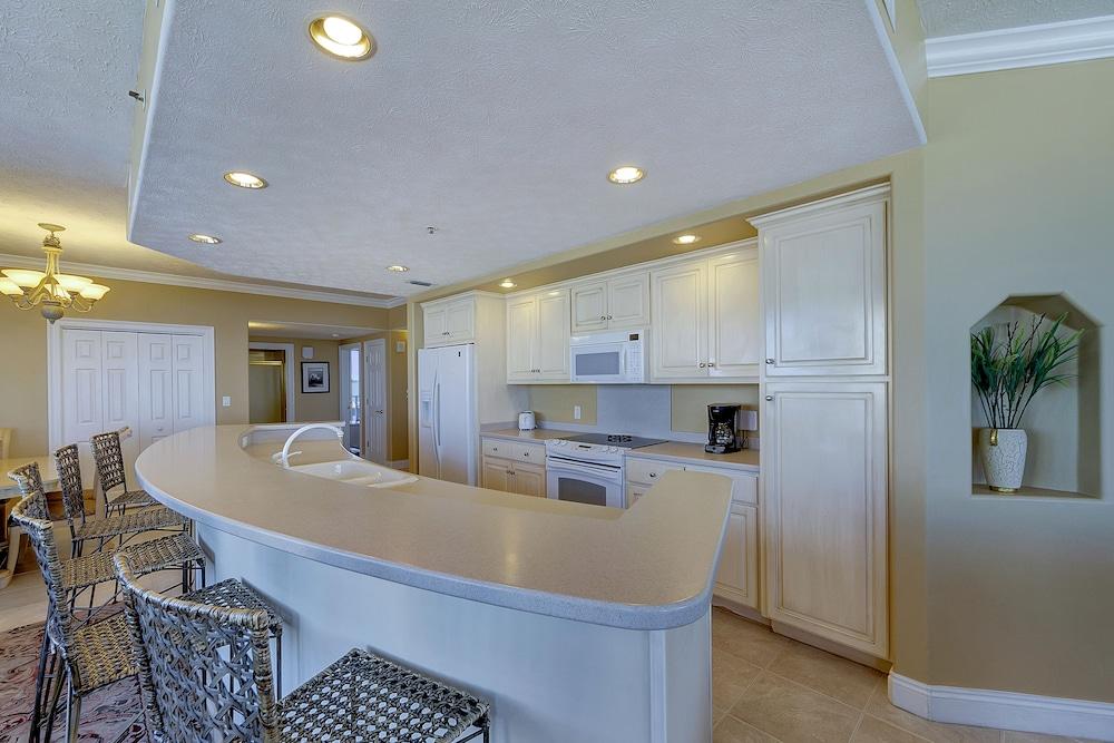 Gulf Crest Condominiums photo 28