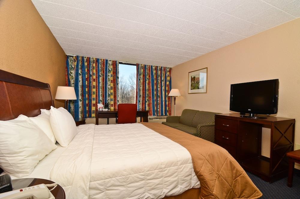 Pocono Resort Conference Center - POCONO MOUNTAINS photo 8