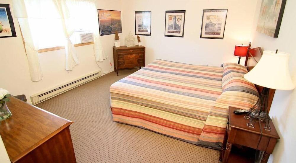 Moore's Motel photo 4