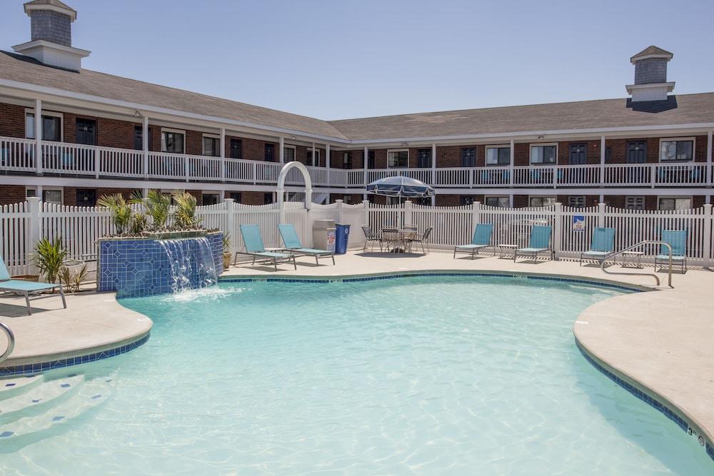 Sands by the Sea Motel photo 5