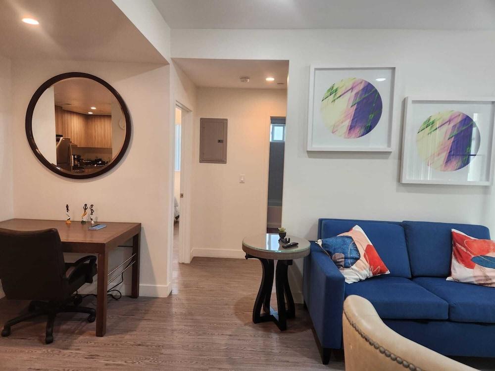Urban Chic Apart-Hotels in Central LA photo 37