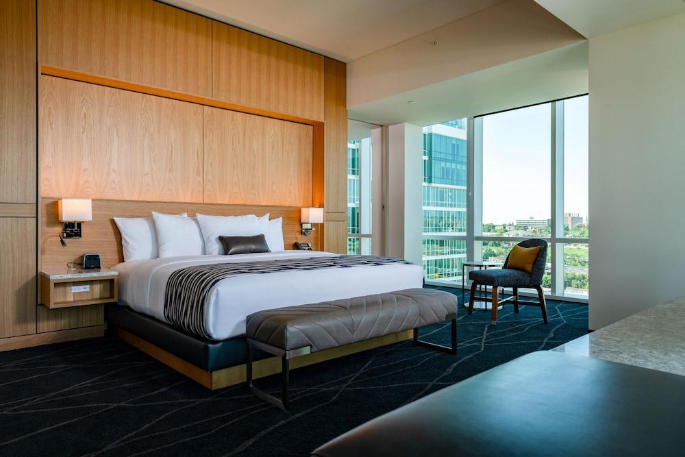 Potawatomi Hotel & Casino photo 12