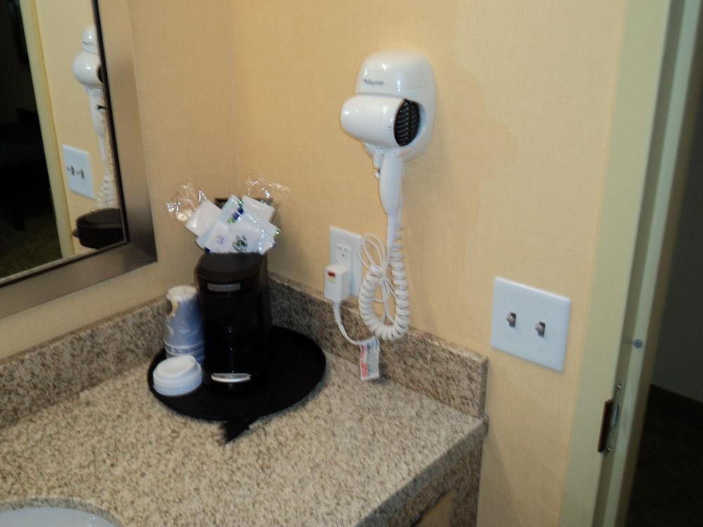 Holiday Inn Express Hotel and Suites Scranton by IHG photo 30