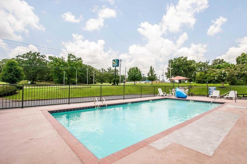 Quality Inn Savannah South photo 4
