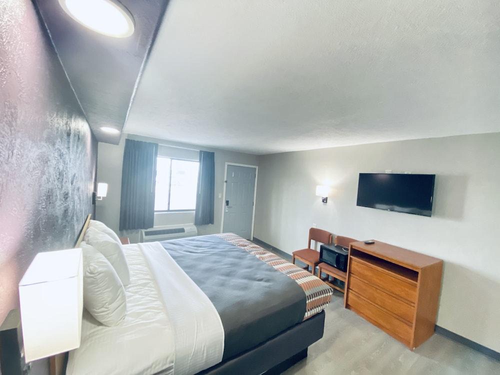Executive Inn Kingsville photo 12