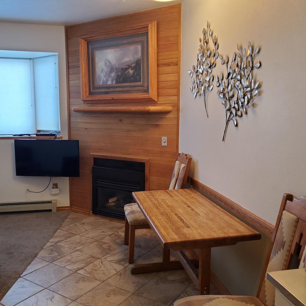 Swan Mountain Resort photo 40