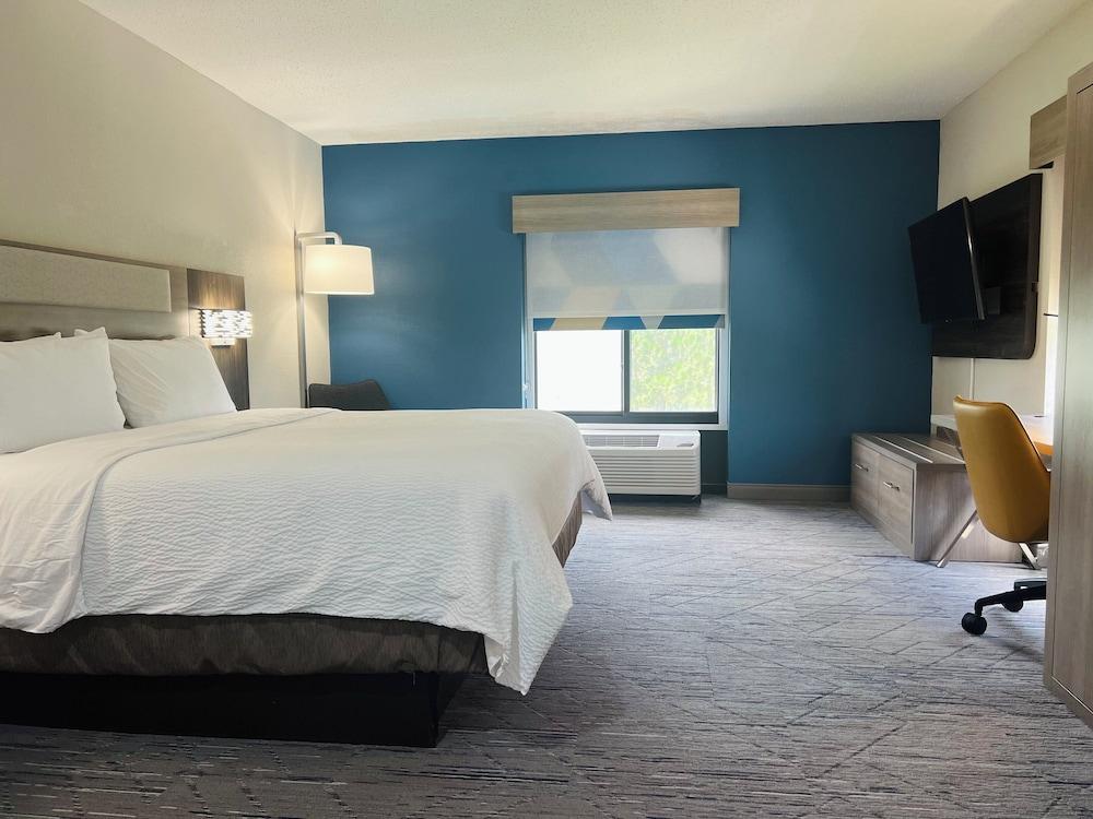 Holiday Inn Express & Suites Sebring by IHG photo 8
