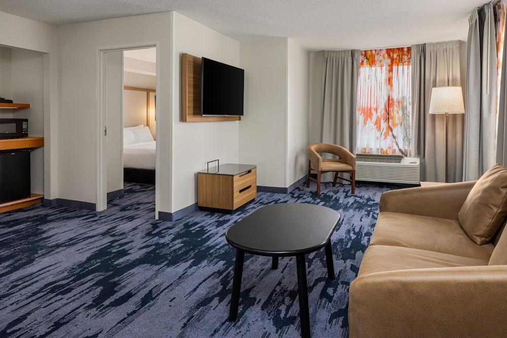 Fairfield Inn & Suites Columbus East photo 17