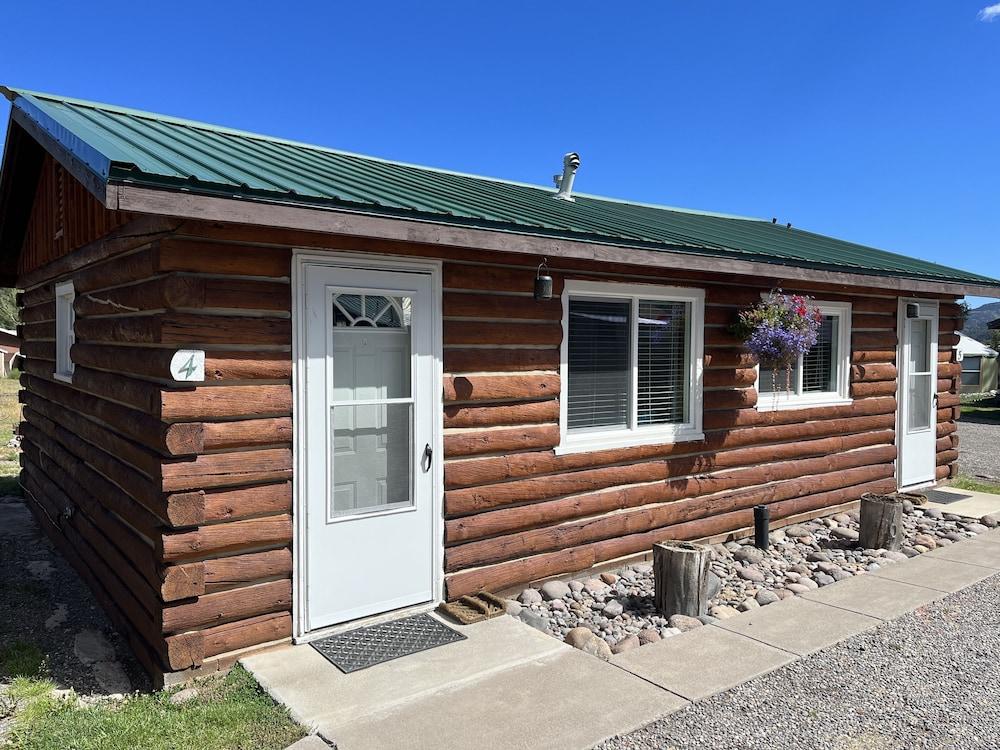 Aspen Ridge Cabins photo 59
