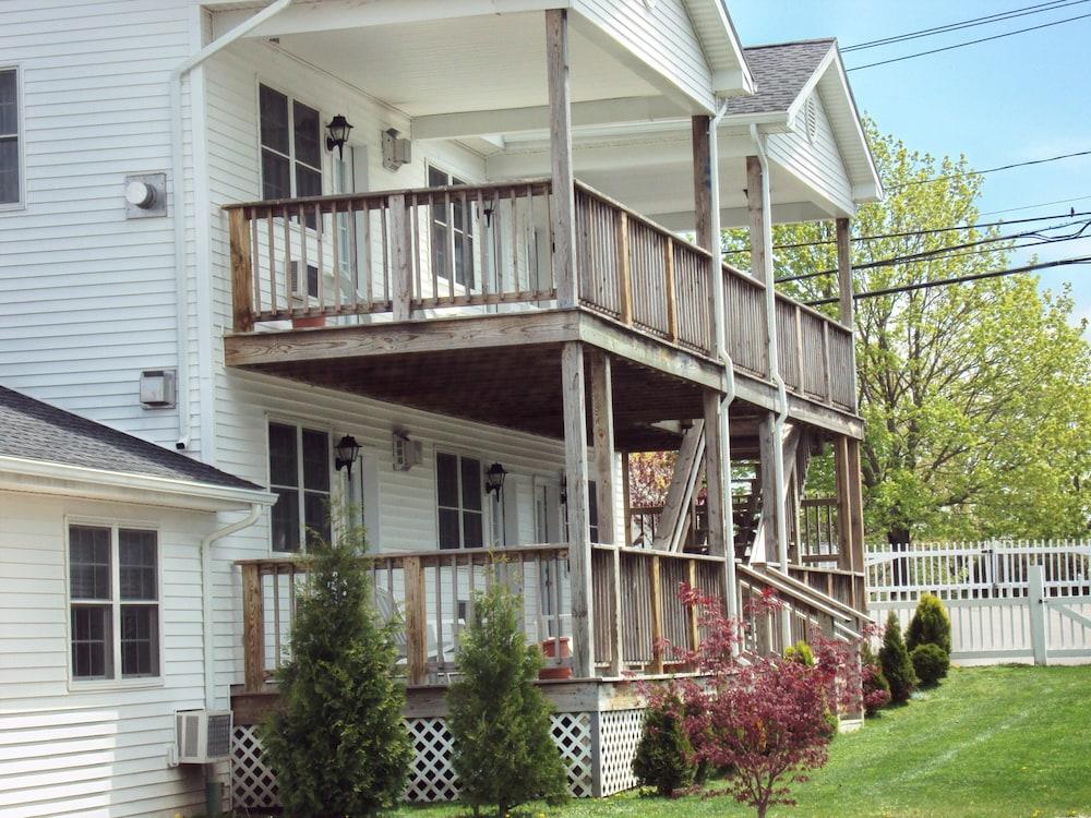 The Taber Inne & Suites photo 3