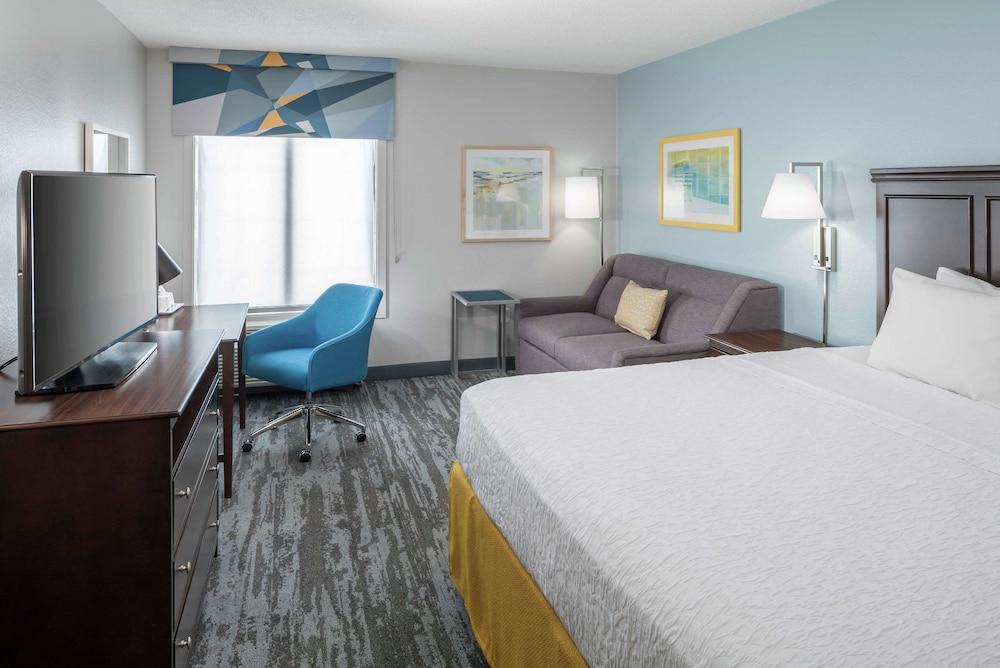Hampton Inn & Suites by Hilton Miami-Doral/Dolphin Mall photo 9