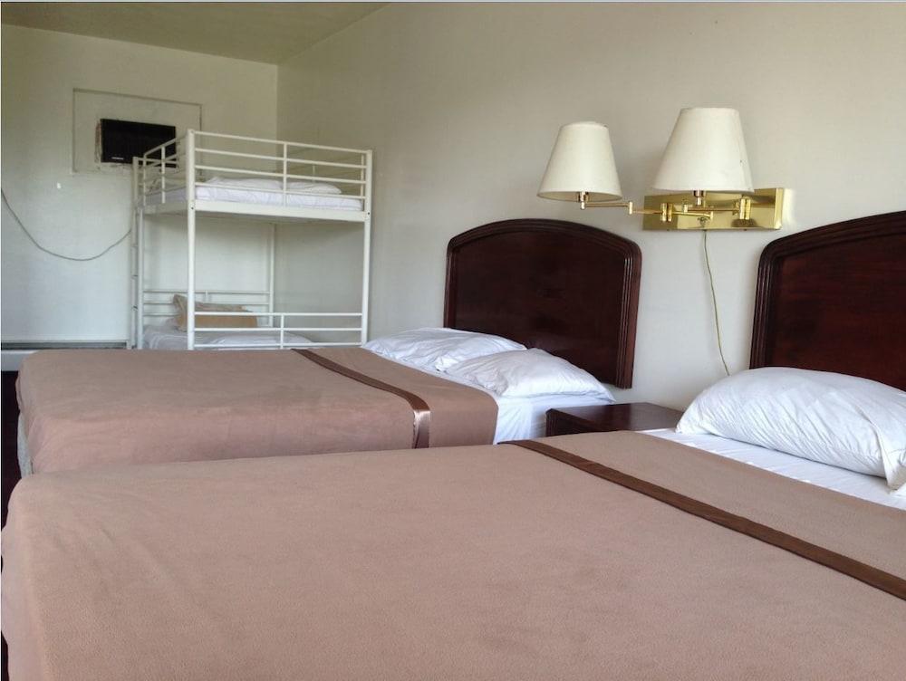 Budget Motel photo 8