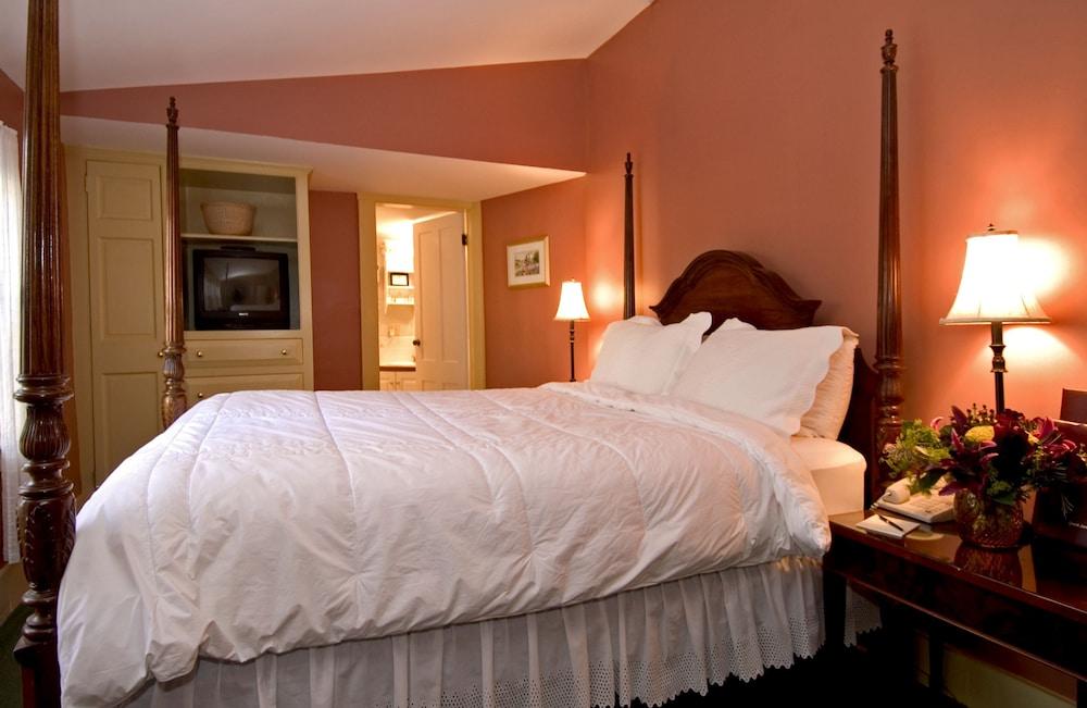 York Harbor Inn photo 15