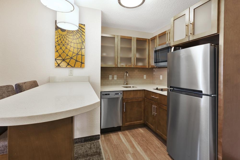 Staybridge Suites Columbia by IHG photo 29