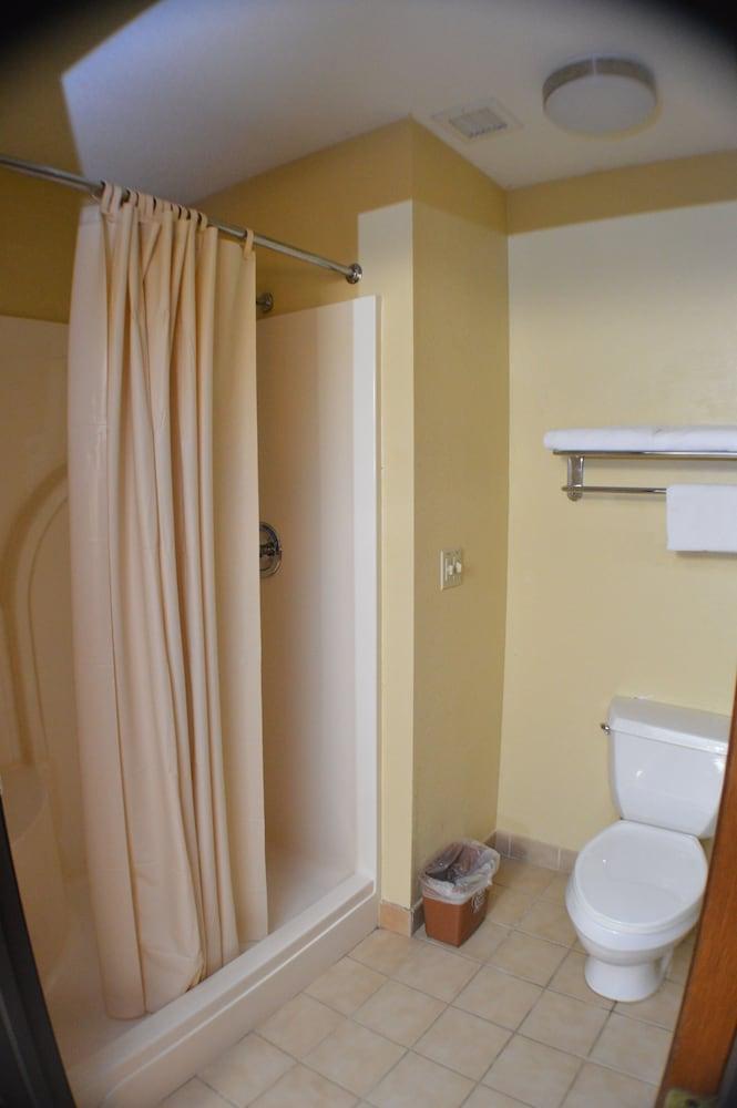 Old Towne Motel photo 40