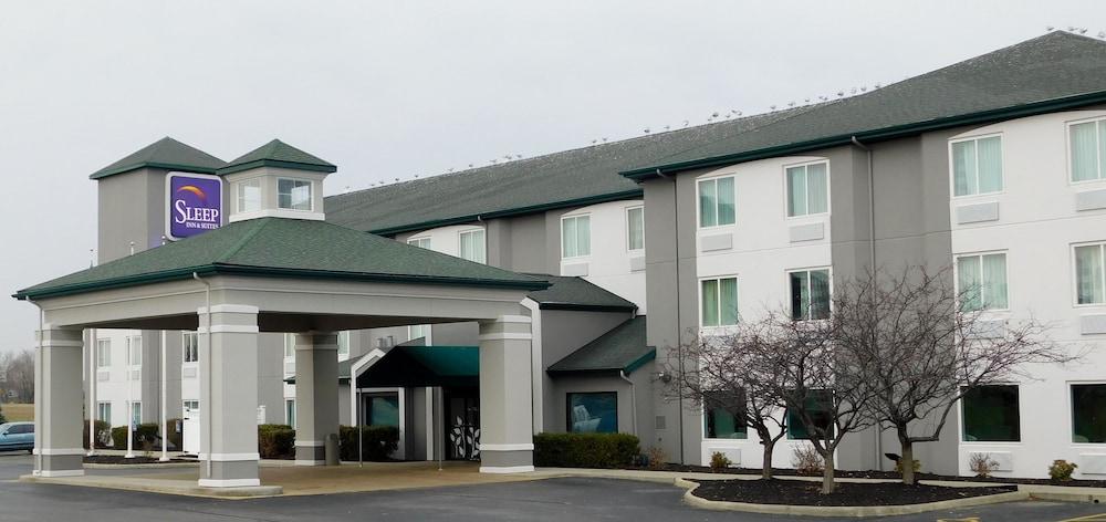 Sleep Inn & Suites Oregon - Toledo photo 54