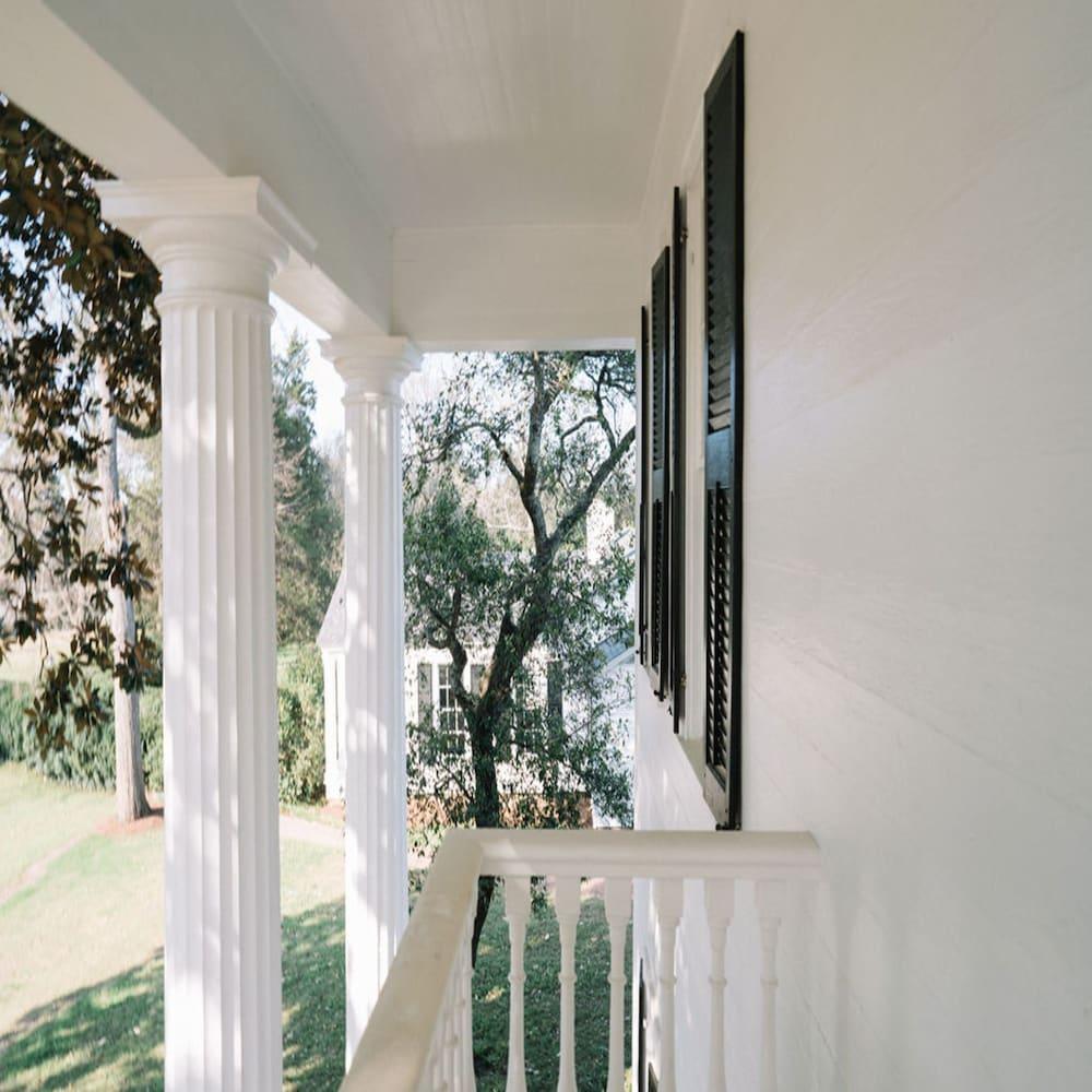 Historic Antebellum Manor photo 24