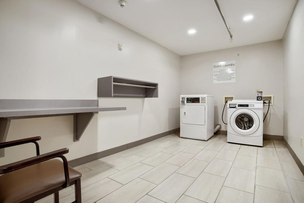 Holiday Inn Express Mobile I-65 by IHG photo 40