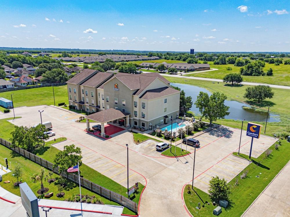 Comfort Inn & Suites Navasota photo 35