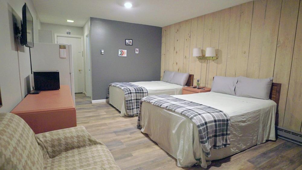 Pinnacle Lodge photo 2