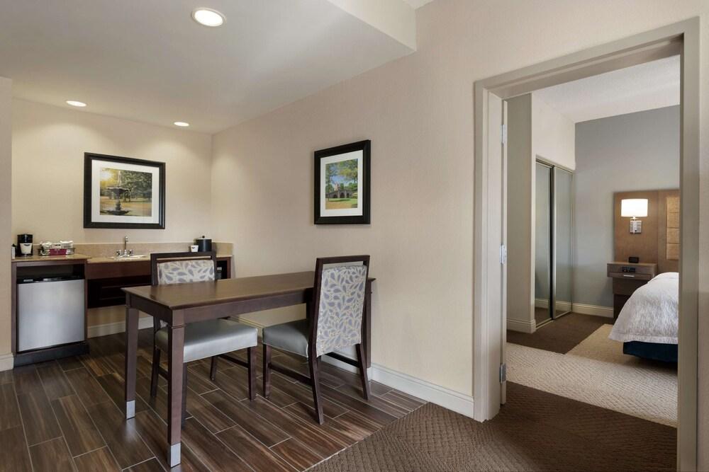 Hampton Inn & Suites Montgomery-EastChase photo 26