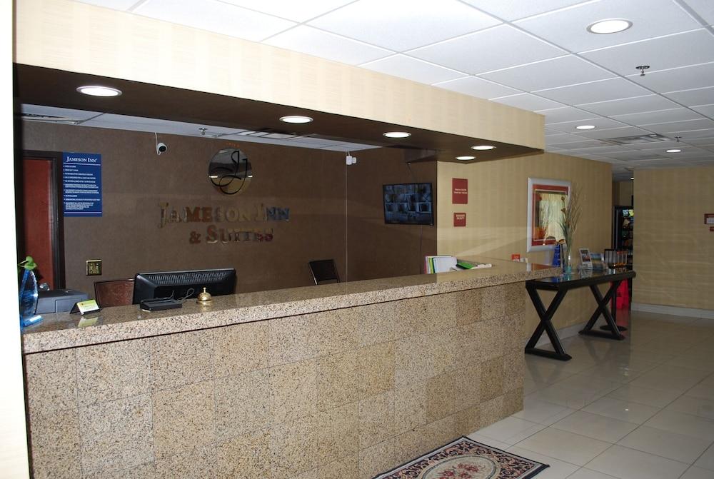 Jameson Inn and Suites Riverdale photo 14
