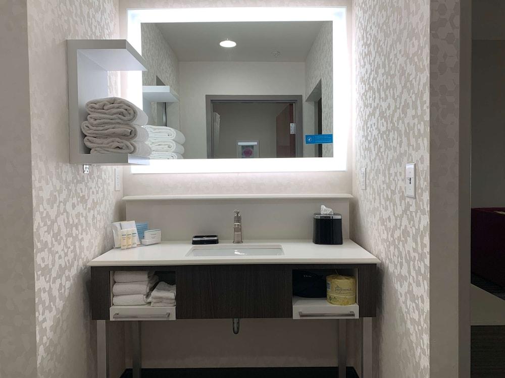 Hampton Inn Fort Stockton photo 37