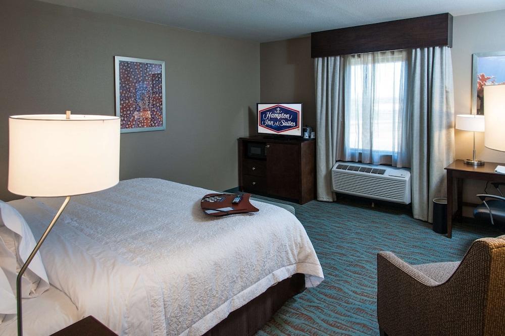 Hampton Inn & Suites Gulfport I-10 photo 27