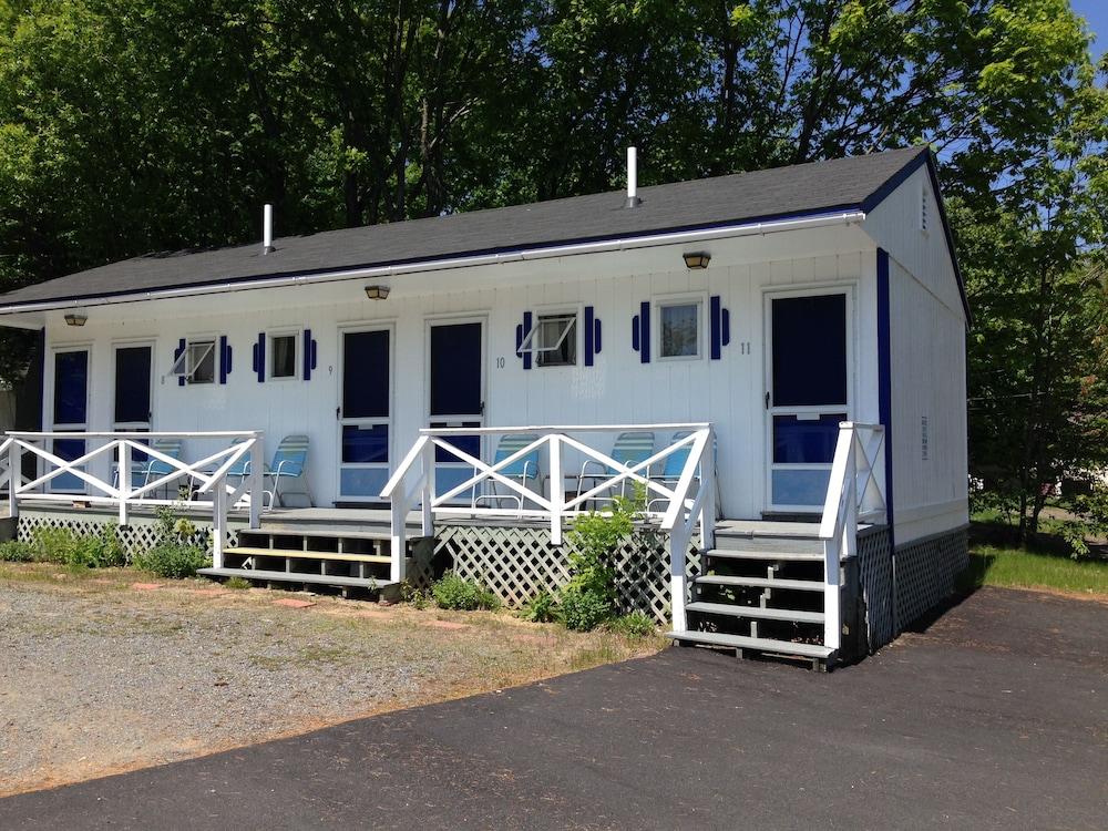 Marvin Gardens Motel photo 1