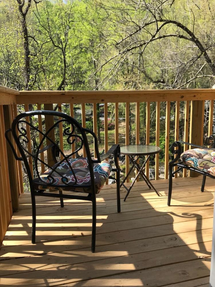 The Riverside Lodge at Chimney Rock photo 6