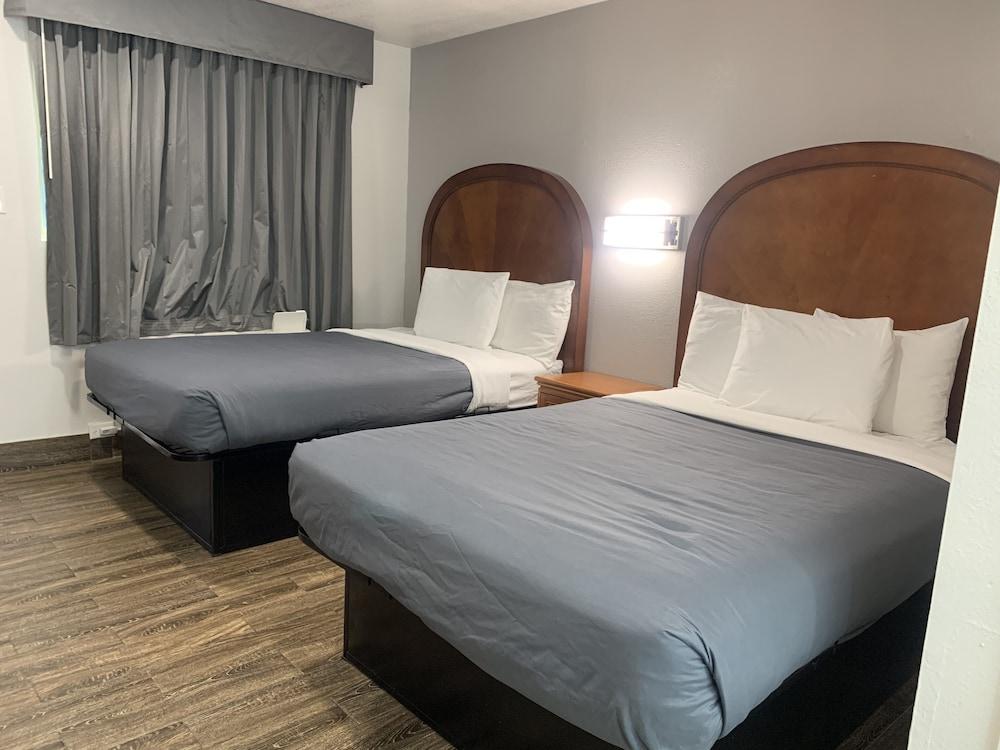 Days Inn by Wyndham Sulphur Springs photo 15
