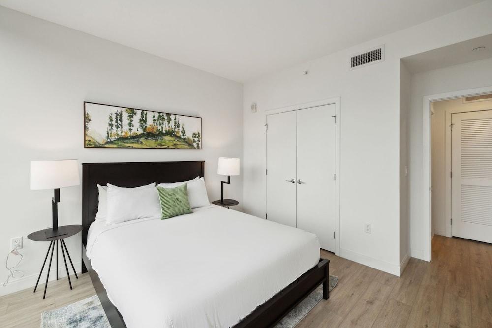 Placemakr Buzzard Point photo 70