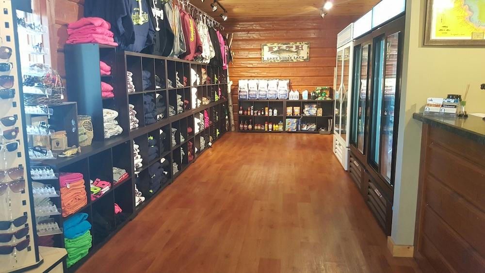 Appeldoorn's Sunset Bay Resort photo 15