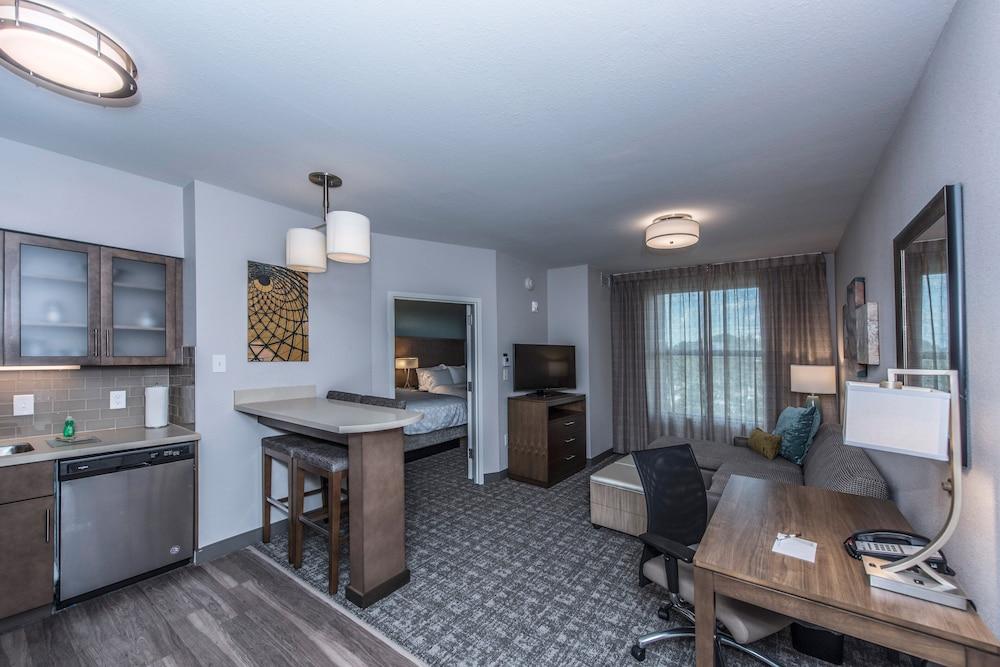 Staybridge Suites Charleston - Mount Pleasant by IHG photo 53