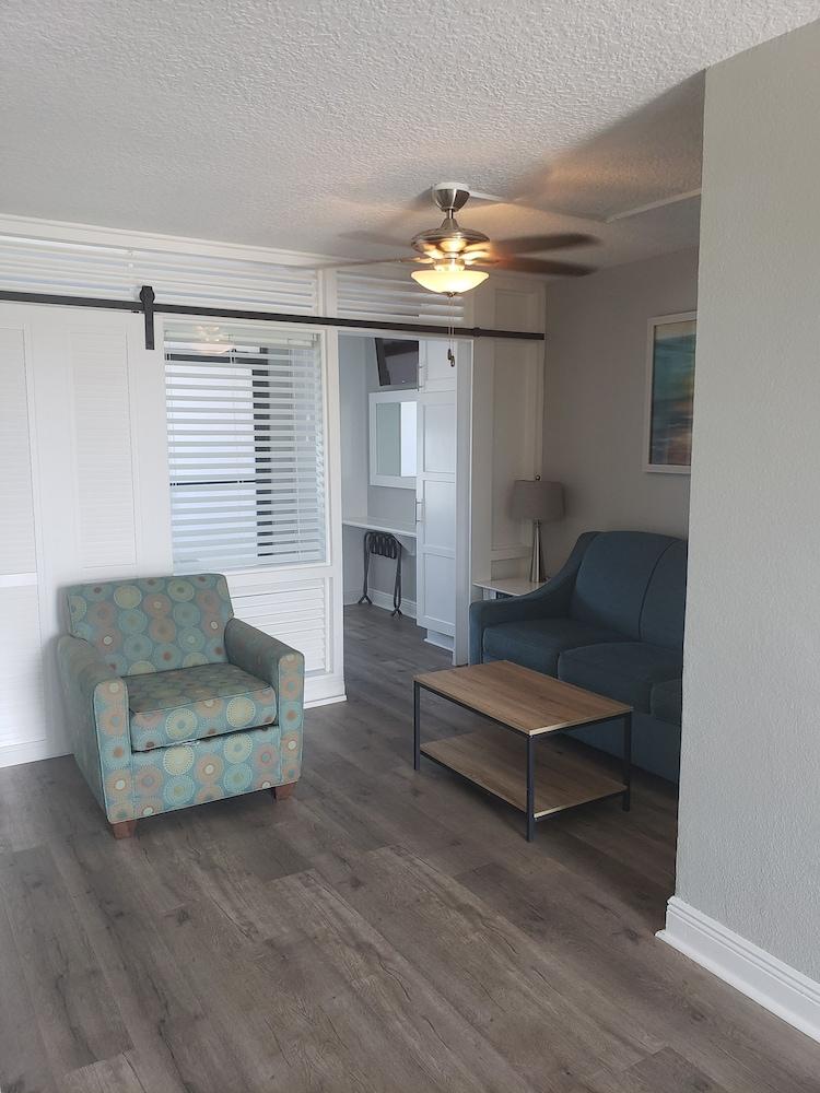 The Maverick Resort photo 30