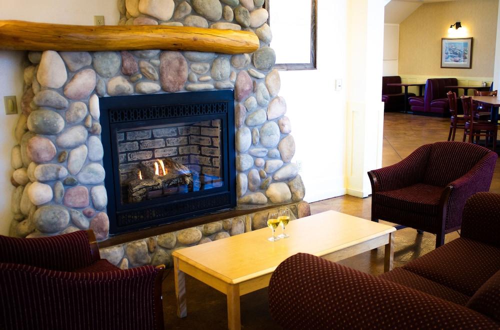 Inn at Lander, Travelodge by Wyndham photo 50