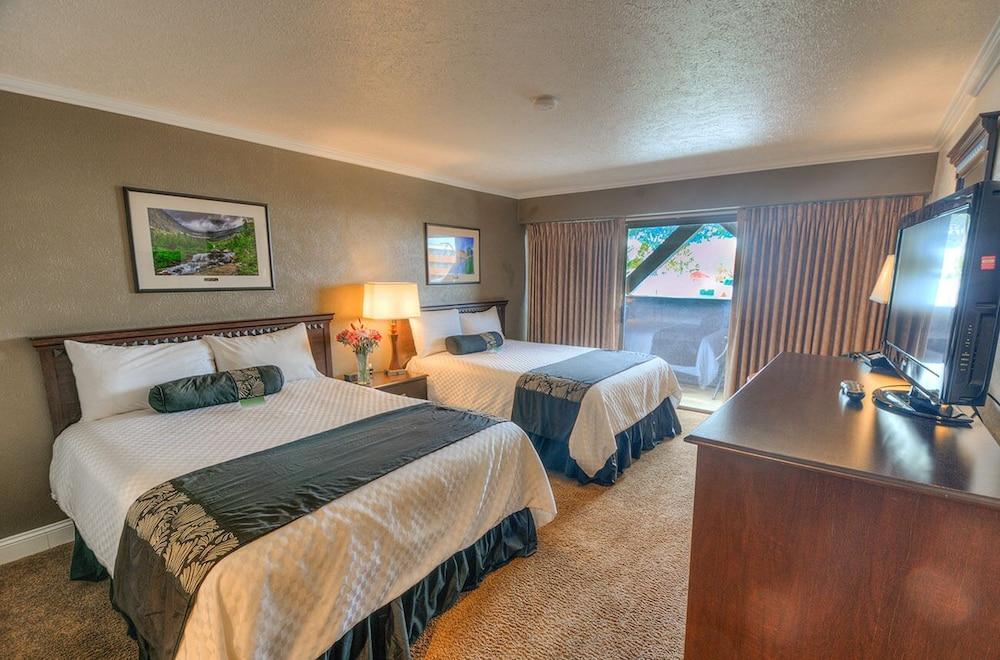 Fairmont Hot Springs Resort photo 6