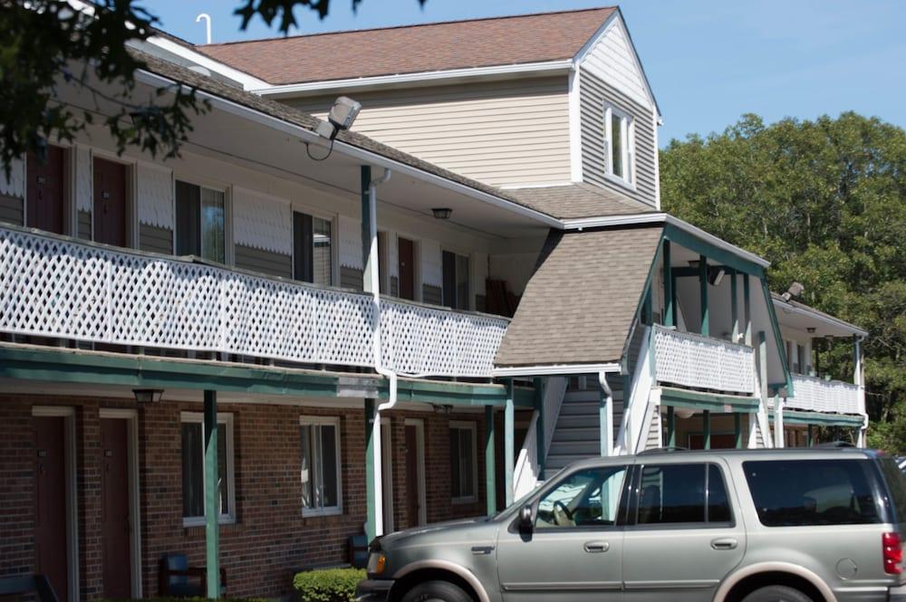 Budget Inn North Stonington photo 5