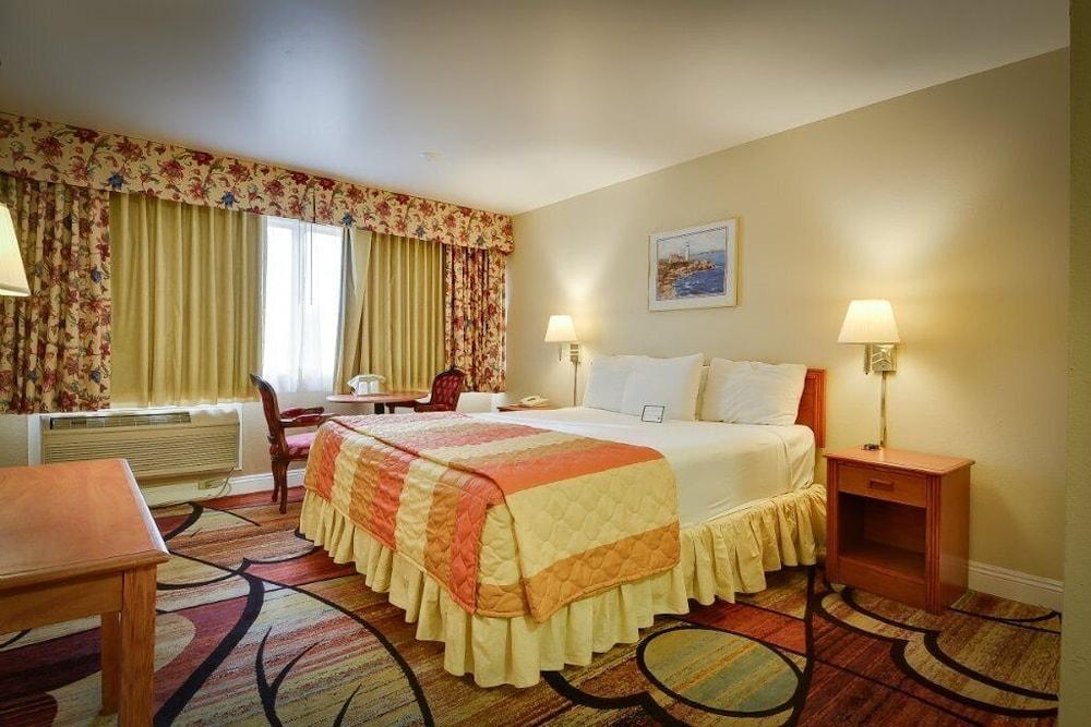 Vagabond Inn Long Beach photo 2