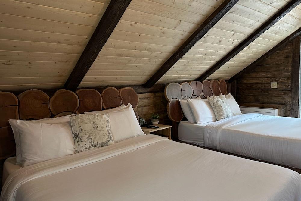 Paradise Village Hotel photo 18
