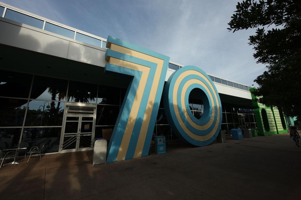 Disney's Pop Century Resort photo 44